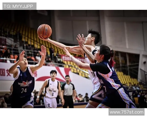 赛后分析：北京篮球队与广州篮球队的实力对决与战术较量