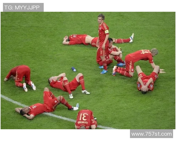 足球明星的魅力瞬间展现帅气动作引领球场风潮